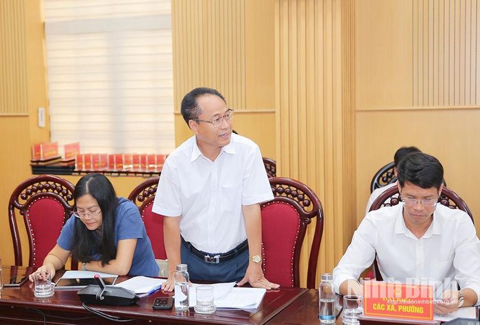 Lãnh đạo xã Yên Mô phát biểu tại hội nghị.