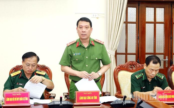 Lãnh đạo Công an tỉnh phát biểu tại hội nghị.