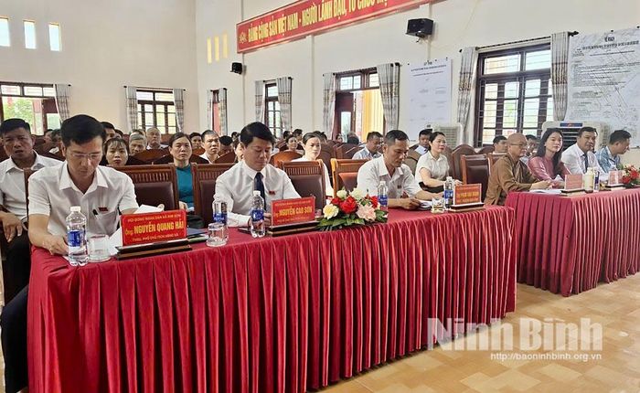 Các đại biểu tham dự kỳ họp. Ảnh: Phạm Hồng Minh