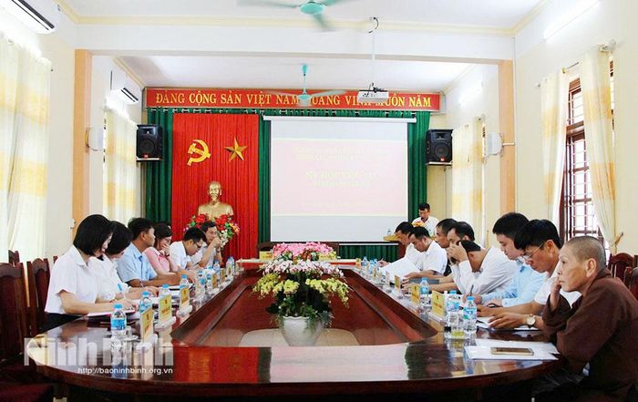 Các đại biểu tham dự kỳ họp HĐND xã Hải Anh. Ảnh: Trần Hồng Minh
