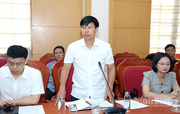 Lãnh đạo xã Yên Mô phát biểu tại hội nghị.