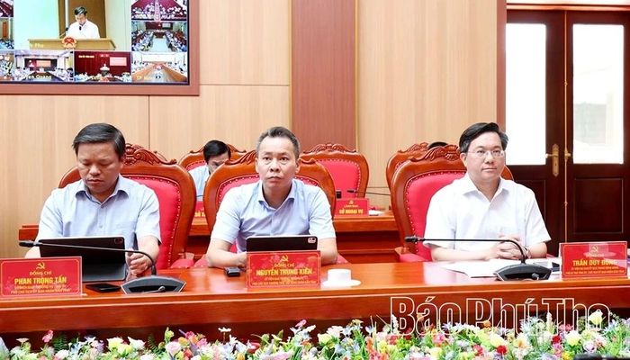 Các đại biểu dự hội nghị tại điểm cầu tỉnh Phú Thọ.