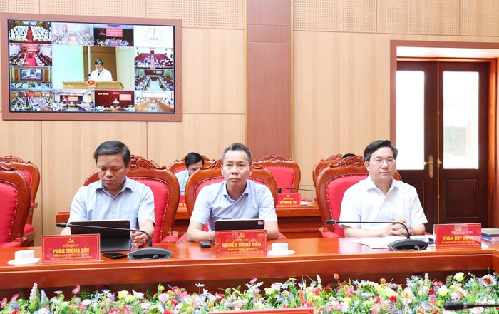 Các đại biểu dự hội nghị tại điểm cầu tỉnh Phú Thọ.