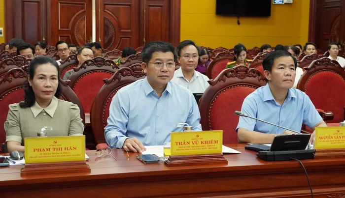 Đại biểu tham dự tại điểm cầu Quảng Trị - Ảnh: Q.V