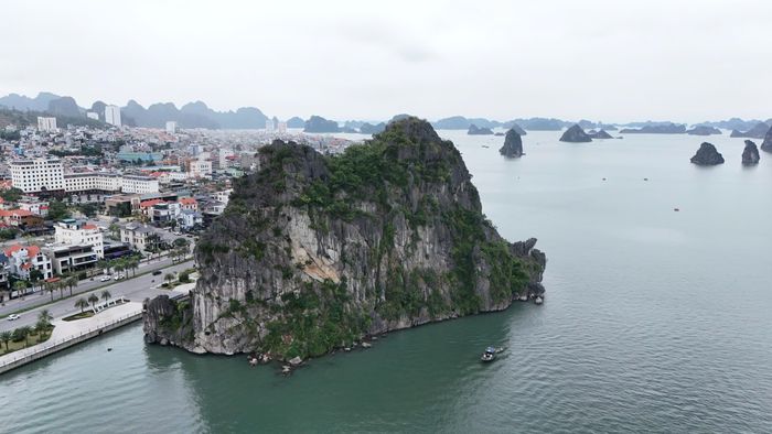 Một trong những nội dung quan trọng nhất của quy hoạch lần này là việc tổ chức lại không gian phát triển theo mô hình "3 hành lang phát triển, 4 vùng kinh tế - xã hội và 5 trung tâm động lực".
