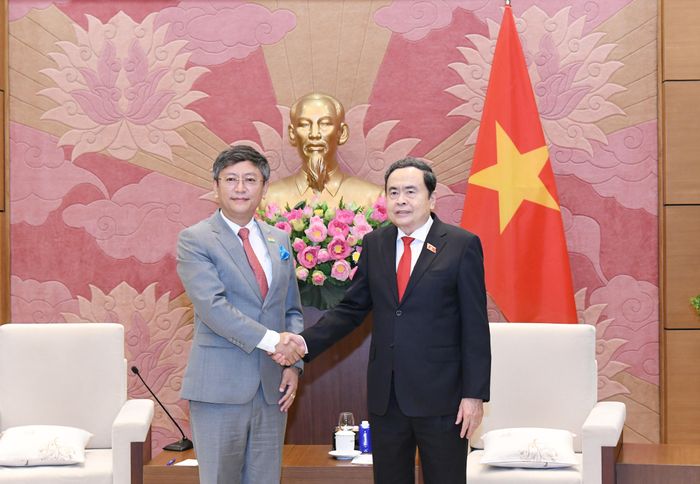 Chủ tịch Quốc hội Trần Thanh Mẫn tiếp Đại sứ đặc mệnh toàn quyền Ấn Độ tại Việt Nam Tshering W. Sherpa