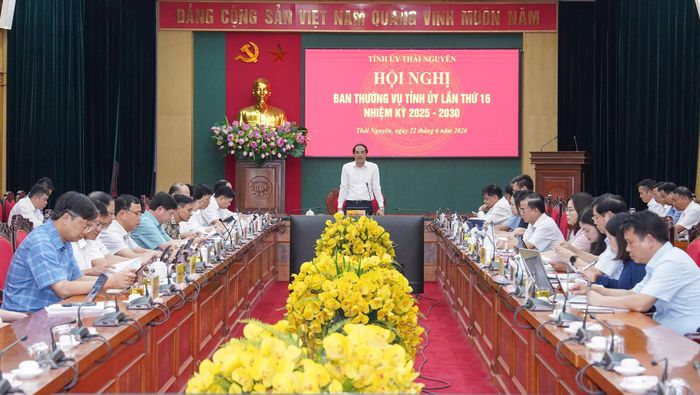 Bí thư Tỉnh ủy Trịnh Xuân Trường chủ trì Hội nghị Ban Thường vụ Tỉnh ủy Thái Nguyên lần thứ 16, nhiệm kỳ 2025-2030. Ảnh: Đồng Văn Thưởng