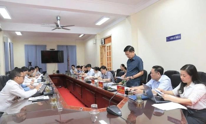 Quang cảnh cuộc làm việc
