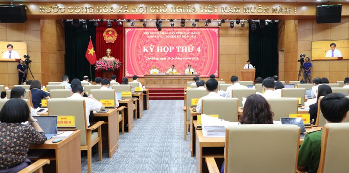 Toàn cảnh phiên họp