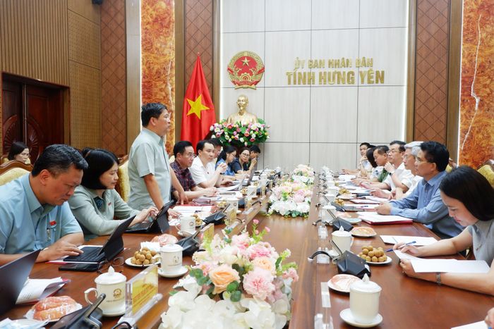 Đoàn khảo sát của Ủy ban Văn hóa và Xã hội làm việc với Ủy ban nhân dân tỉnh Hưng Yên chiều 23/6