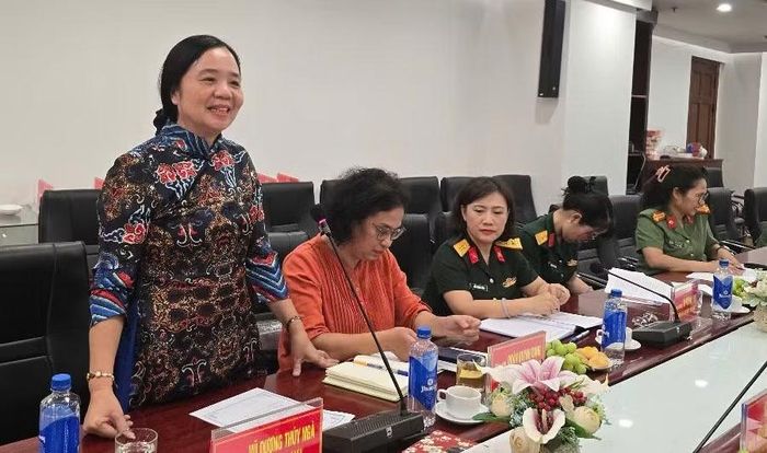 TS Vũ Dương Thúy Ngà, đại diện Chương trình “Cùng bạn đọc sách nâng tầm trí tuệ Việt Nam” chia sẻ nhiều kinh nghiệm phục vụ triển khai chương trình năm 2026.