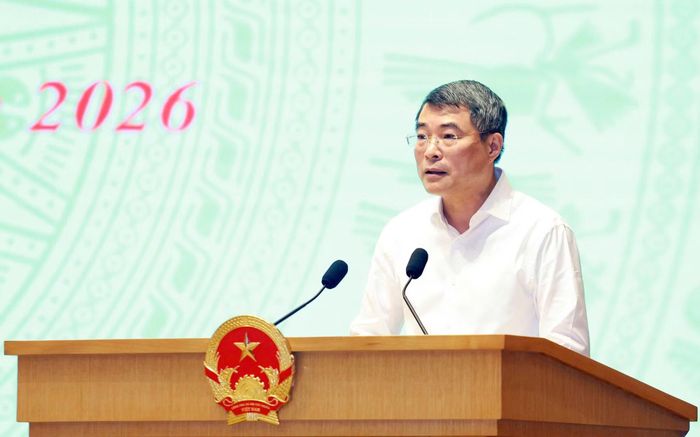 Thủ tướng Chính phủ Lê Minh Hưng phát biểu kết luận phiên họp.