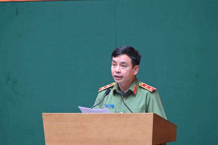 Cục trưởng Cục An ninh mạng và phòng, chống tội phạm sử dụng công nghệ cao Lê Xuân Minh phát biểu tại hội nghị.