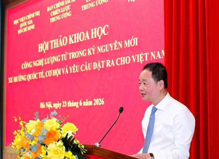 GS,TS. Trần Hồng Thái - Phó Trưởng Ban Chính sách, Chiến lược Trung ương, Chủ tịch Viện Hàn lâm Khoa học và Công nghệ Việt Nam phát biểu tại Hội thảo. Ảnh: T.M