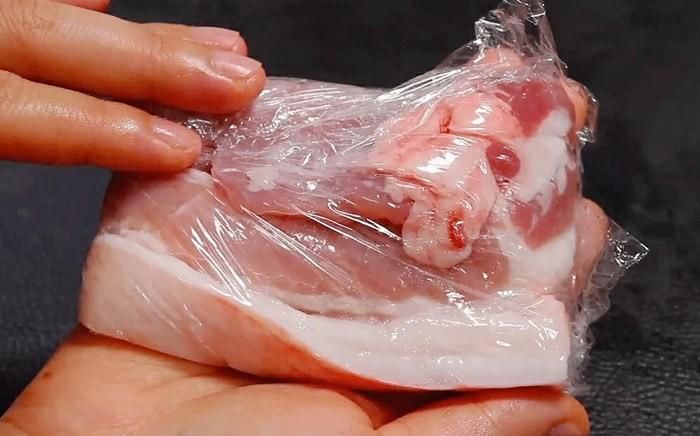 Bảo quản đúng cách trong ngăn đá. Ảnh minh họa.