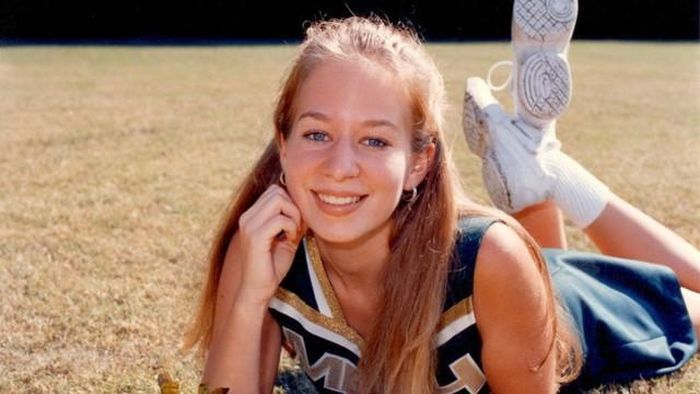 Nữ sinh xấu số Natalee Holloway.