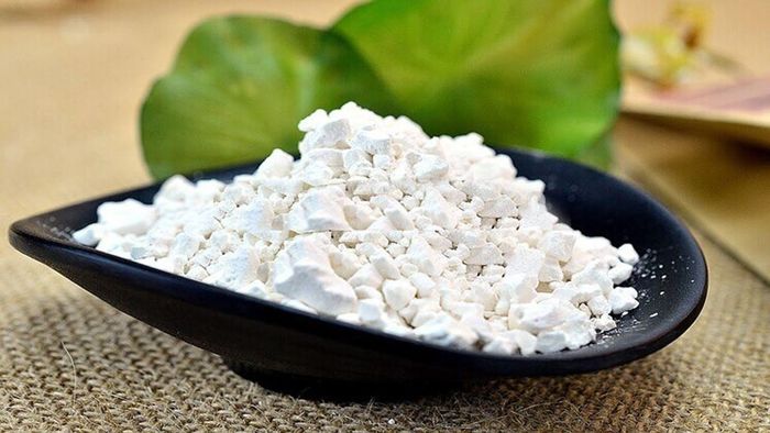 Khi cơ thể đang bị cảm lạnh, ho hoặc suy nhược, việc sử dụng bột sắn dây có thể làm tình trạng trở nên nghiêm trọng hơn. Ảnh minh họa.