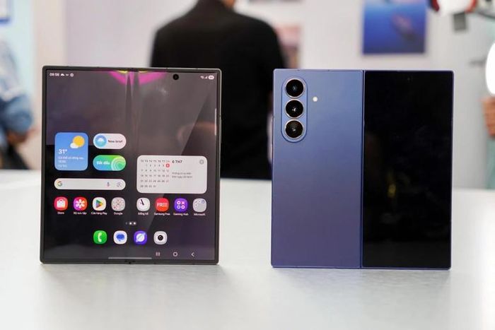 Smartphone màn hình gập Samsung hạ giá mạnh trước thềm Galaxy Z Fold8.