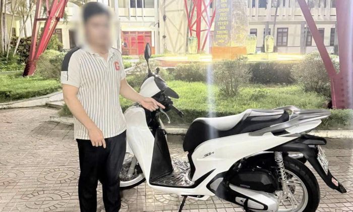 Đối tượng A và tang vật
