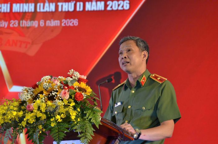 Thiếu tướng Tạ Văn Đẹp, Phó Giám đốc Công an Thành phố phát biểu