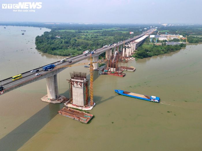 Riêng cầu Long Thành 2 sau khi hoàn thành sẽ góp phần nâng cao năng lực thông hành trên tuyến cao tốc TP.HCM - Long Thành - Dầu Giây, tăng cường kết nối với sân bay Long Thành, đồng thời giảm áp lực giao thông tại cửa ngõ phía Đông TP.HCM.