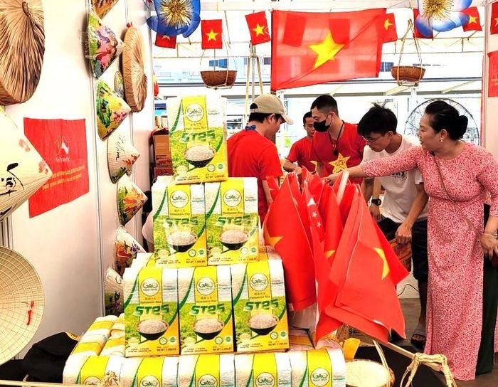 Gạo ST25 của Việt Nam được xuất khẩu sang EU và các thị trường khó tính. Ảnh: moit.gov.vn