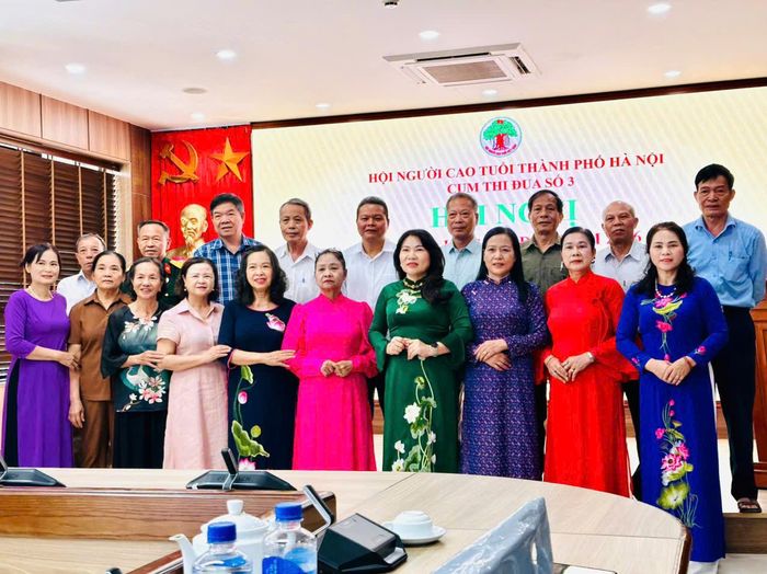 Các đại biểu Cụm thi đua số 3 tham dự chương trình. Ảnh: Bảo Lâm