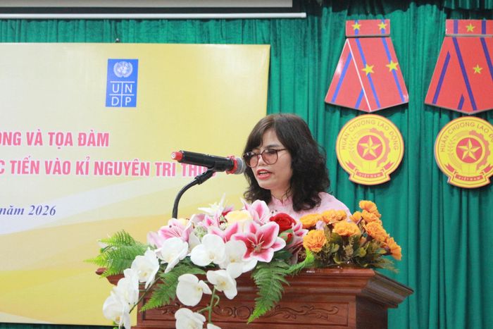 Bà Đinh Việt Anh, Phó Chủ tịch Hội Người mù Việt Nam phát biểu tại sự kiện. Ảnh: Vi Giáng