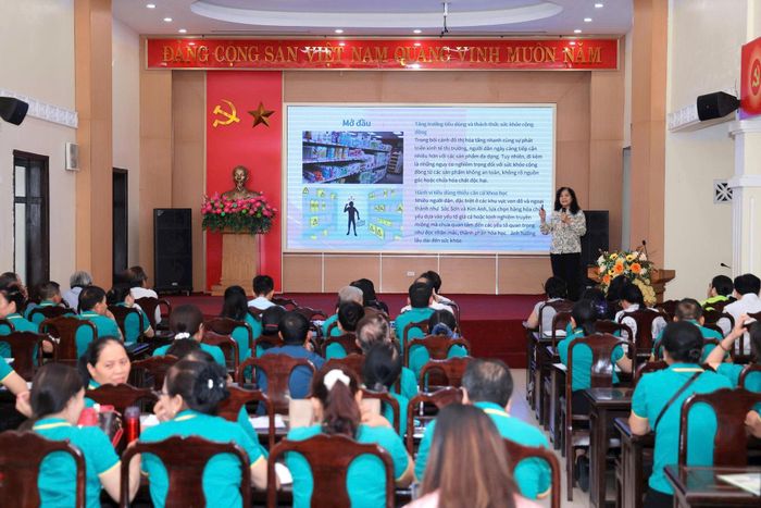 Quang cảnh hội thảo. Ảnh: Hồng Nhung