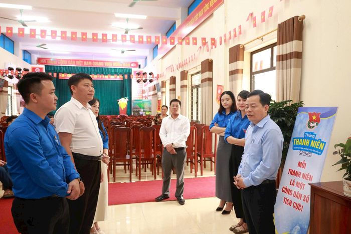 Khánh thành mô hình "thanh niên số thanh niên" xã Đại Xuyên. Ảnh: Phú Khánh