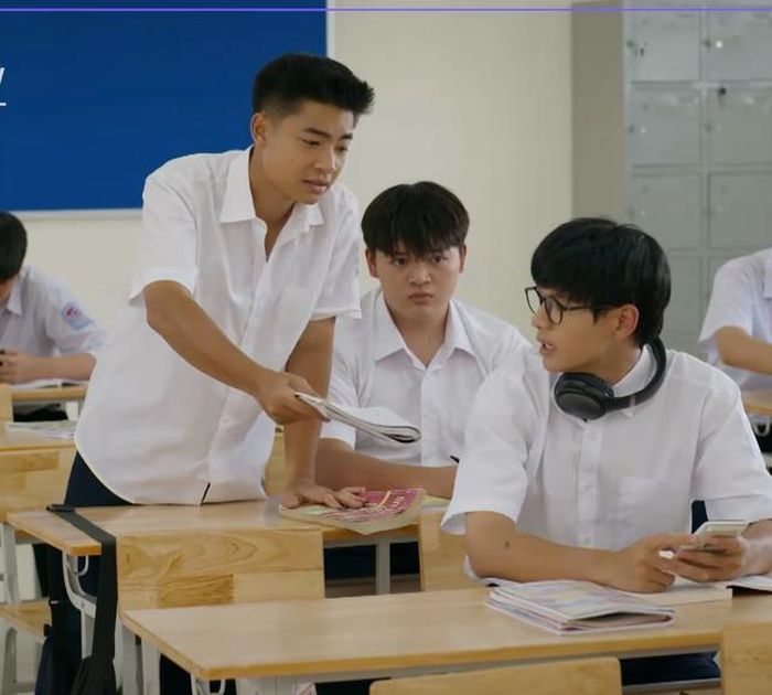 Cương và Khuê xảy ra mâu thuẫn dù trước đó rất thân thiết. Ảnh VTV