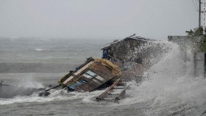 Siêu bão Mekhala mạnh nhất trong 22 năm qua.
