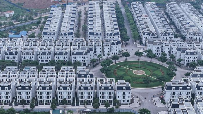 Nhiều giải pháp nhằm phát triển ổn định thị trường bất động sản. Ảnh: Quang Vinh