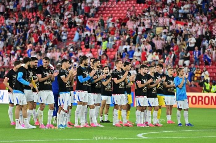  Croatia vẫn chờ lượt đấu cuối mới biết rõ số phận của mình. Ảnh: EPA. 