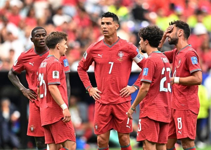 Nếu chạm mặt Anh ở vòng 32 đội, Ronaldo sẽ lại bước vào trận đại chiến của hai quốc gia tại World Cup sau 20 năm. Ảnh: Reuters.
