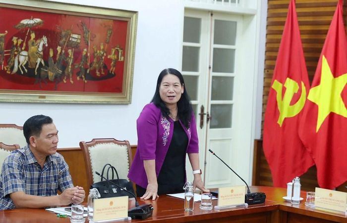 Phó Chủ tịch UBND tỉnh Vĩnh Long Nguyễn Thị Bé Mười phát biểu