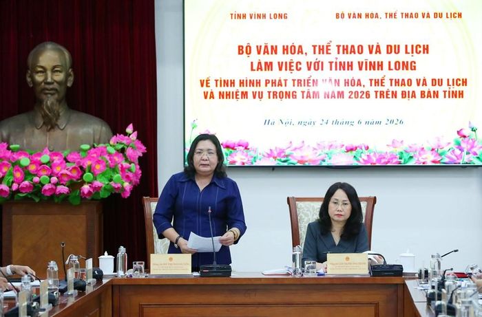 Phó Bí thư Thường trực tỉnh ủy Vĩnh Long Hồ Thị Hoàng Yến phát biểu tại buổi làm việc
