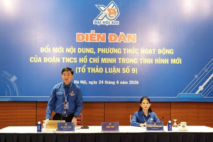 Anh Bùi Minh Tuấn - Ủy viên Thường vụ Trung ương Đoàn, Trưởng ban Công tác Đoàn (Trung ương Đoàn) điều hành thảo luận