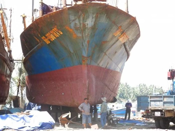 Không ít con tàu 67 đã phải dừng sứ mệnh vươn khơi vì nhiều lý do.