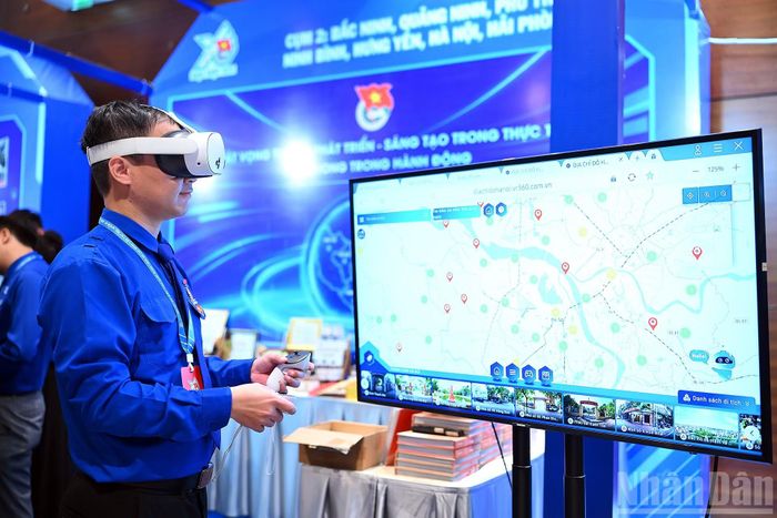 Công nghệ thực tế ảo tăng cường là một trong những loại hình triển lãm có mặt tại Đại hội nhiều nhất.