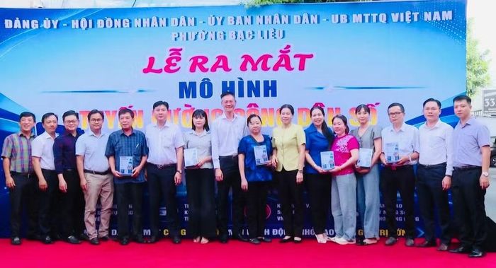 Lễ ra mắt mô hình “Tuyến đường công dân số” tại phường Bạc Liêu (Cà Mau).