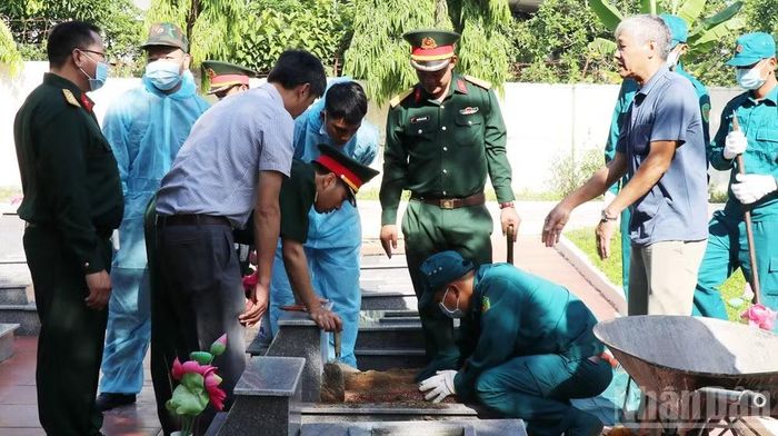 Các địa phương, đơn vị nơi chủ động phối hợp, cử lực lượng hỗ trợ tổ công tác thực hiện nhiệm vụ với quyết tâm hoàn thành việc lấy mẫu, số hóa hài cốt liệt sĩ bảo đảm an toàn, đúng kế hoạch đề ra.