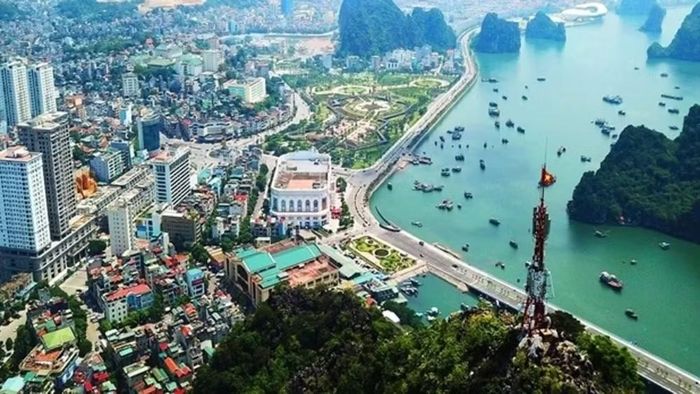 Quảng Ninh cũng là một trong những địa phương đi đầu về phát triển hạ tầng liên kết vùng và cải cách thủ tục đầu tư. (Ảnh: VARS)