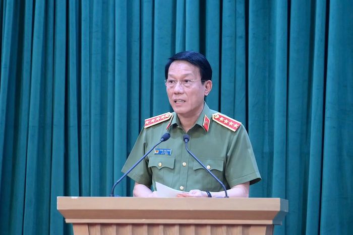 Đại tướng Lương Tam Quang, Ủy viên Bộ Chính trị, Bí thư Đảng ủy Công an Trung ương, Bộ trưởng Công an, phát biểu tại hội nghị. (Ảnh: ĐĂNG KHOA)