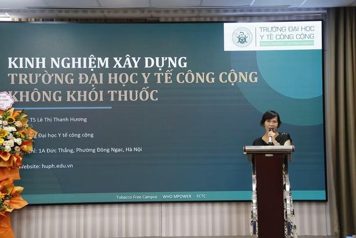 Bà Thanh Hương chia sẻ kinh nghiệm triển khai mô hình. (Ảnh: PHƯƠNG UYÊN)