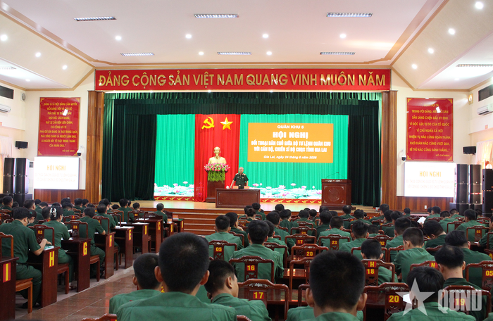 Quang cảnh hội nghị. 