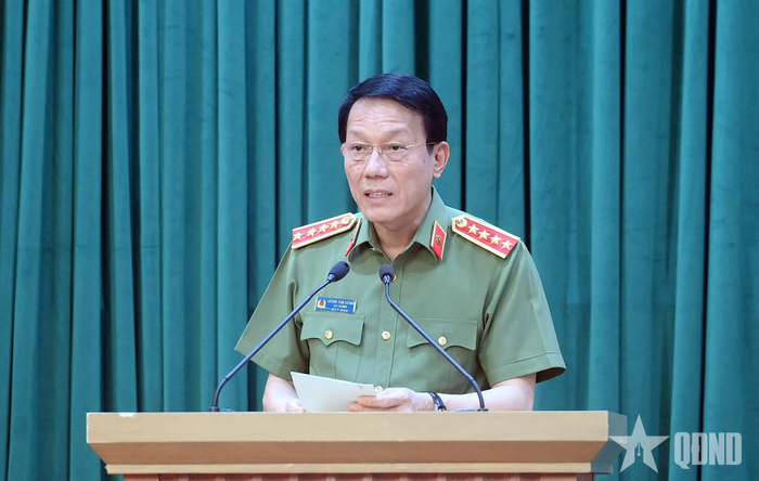 Đại tướng Lương Tam Quang, Ủy viên Bộ Chính trị, Bí thư Đảng ủy Công an Trung ương, Bộ trưởng Bộ Công an chủ trì hội nghị. 