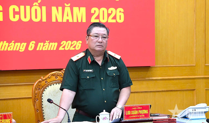  Thiếu tướng Lưu Xuân Phương, Bí thư Đảng ủy Bộ Tham mưu, Phó tham mưu trưởng Quân khu 5 kết luận hội nghị. 