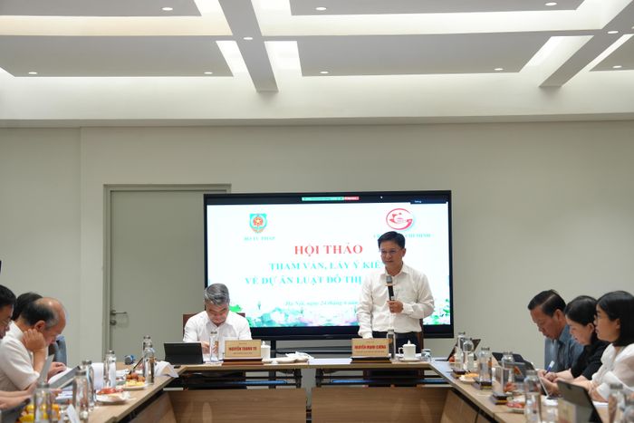Phó Chủ tịch UBND TPHCM Nguyễn Mạnh Cường phát biểu tại hội thảo. Ảnh: CẨM HÀ