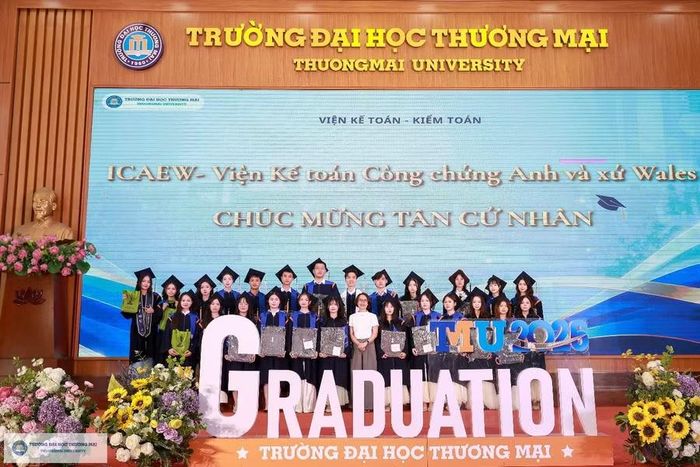 Sinh viên sau khi tốt nghiệp có cơ hội thực tập và kết nối việc làm thông qua mạng lưới đối tác của ICAEW